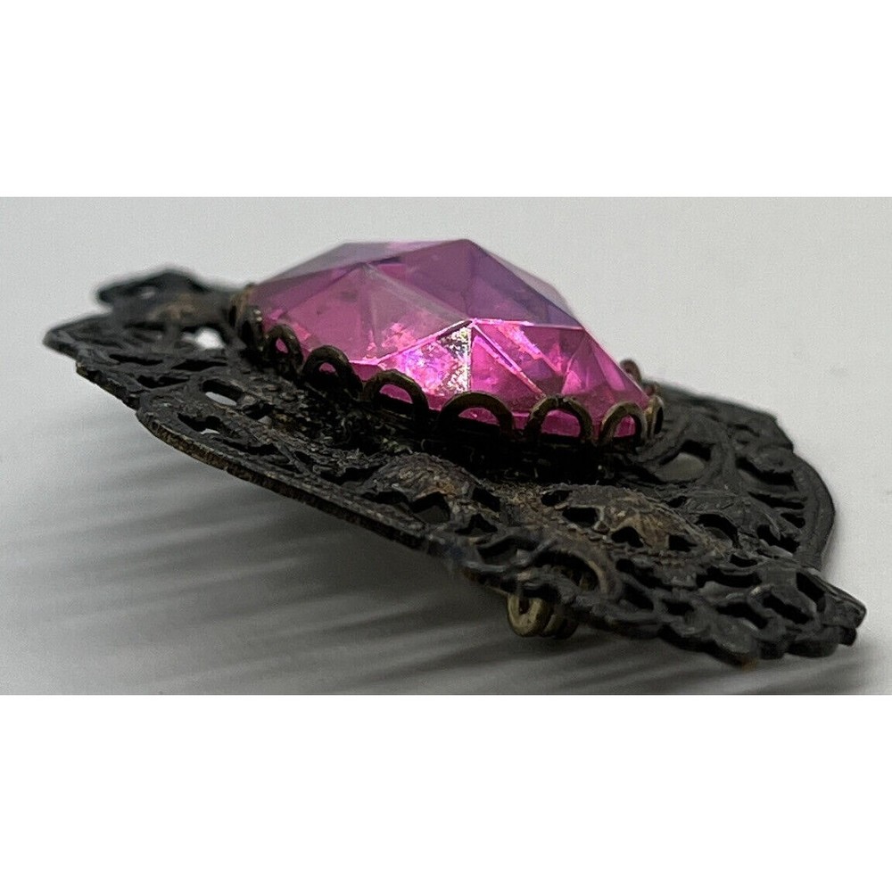 Old Metal Brooch Pin with Pink Glass Gem Brooch Is 3” X 2” , Gem Is 1” Long - Picture 8 of 10